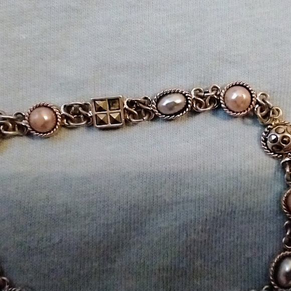 Liz Claiborne Metal Stone Bracelet - Picture 9 of 10